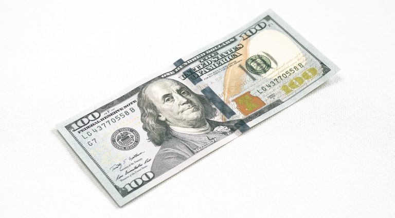 Analyse technique pour optimiser stratégie d'investissement.